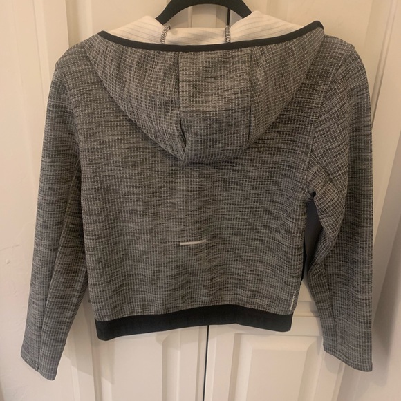 The North Face NWT - Picture 2 of 2